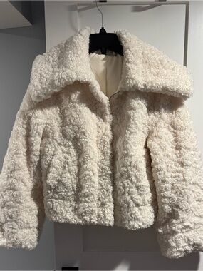 H&M Divided Cozy Cream Women's Faux Fur Jacket